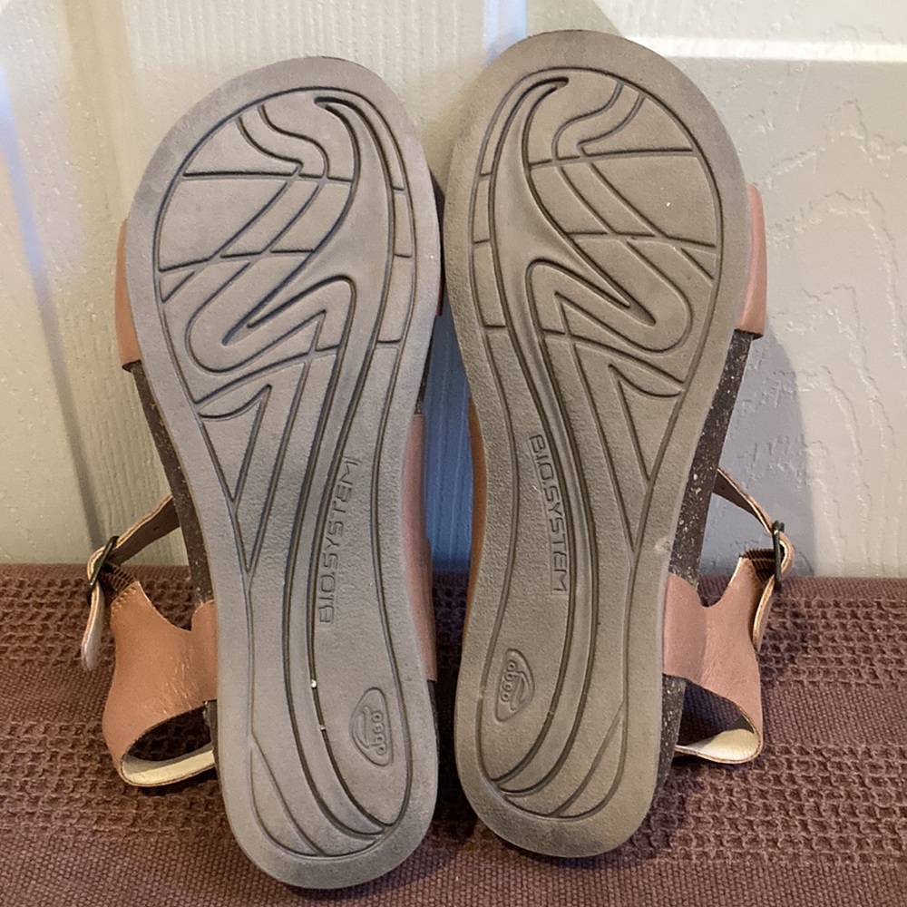 EUC Abeo sandals - Picture 2 of 5